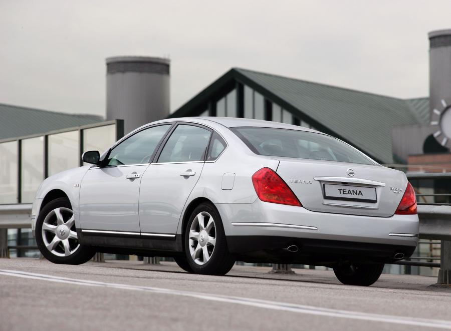  Nissan Teana 2006 года  (фото 8 из 23)